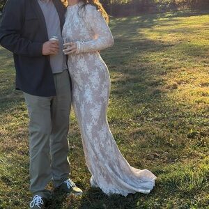 Elegant Lace Long Sleeve Dress